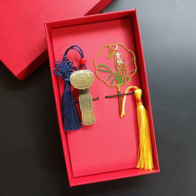 女朋友五周年庆礼品送什么好 五周年庆典，精选信尚文创礼品与礼物共筑浪漫纪念