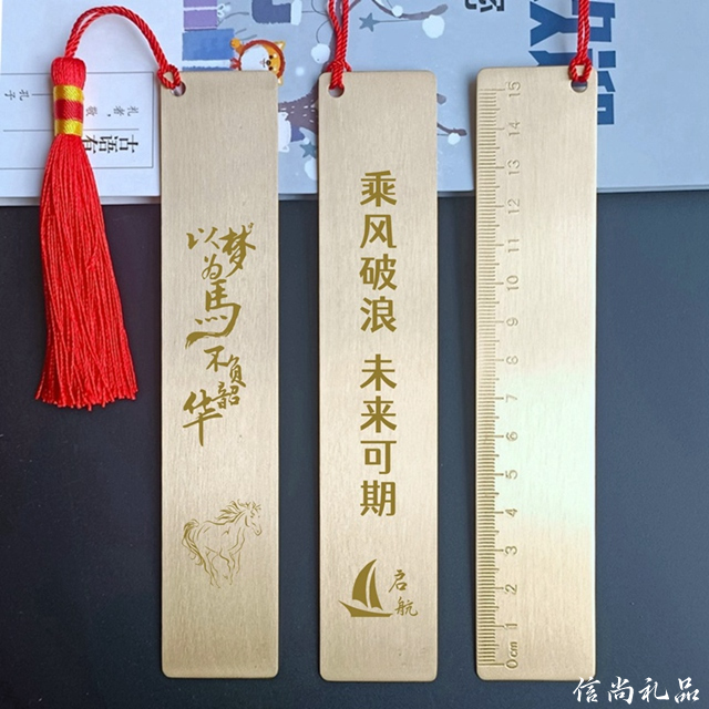 上海高中生喜欢什么礼物    揭秘上海高中生心仪之选：独特礼物引领潮流风尚